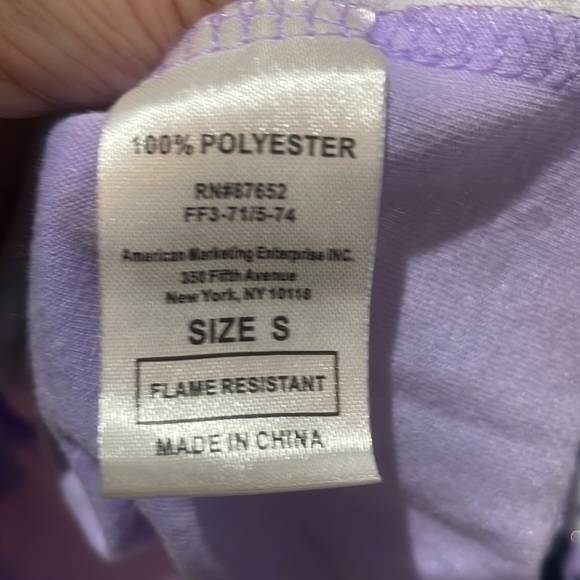 Disney Descendants S 7/8 pajamas 💯 polyester  Guc free from rips stains holes - Picture 7 of 7